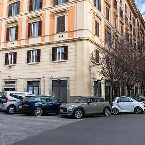 Casa Linnea Roma
